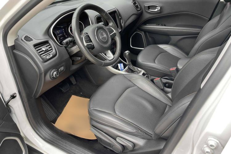 Used Jeep Compass 2017 200T Automatic Family Edition