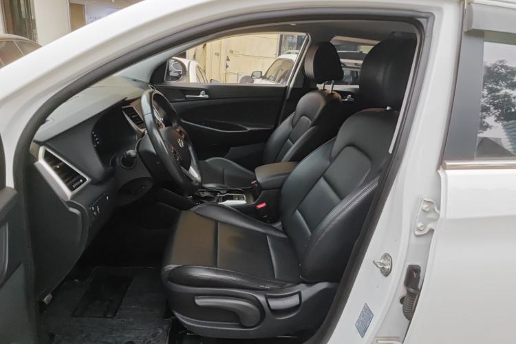 Used Hyundai Tucson 2015 1.6T Dual-Clutch Two-Wheel-Drive Smart Model