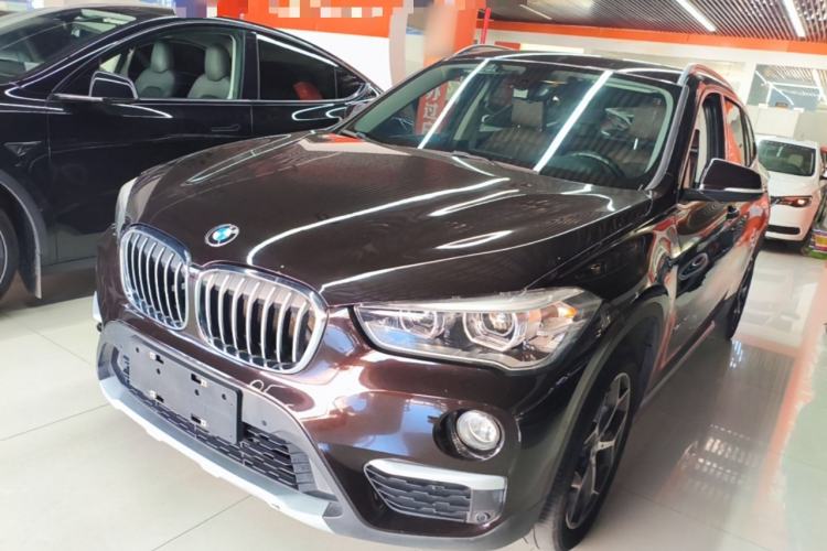 Used BMW X1 2018 xDrive20Li Luxury Model Guazi used car, China used car export, Used car for sale, Used cars, Cheapest cars for sale