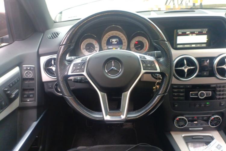 Used Mercedes-Benz GLK-Class 2015 GLK 260 4MATIC Fashion Edition Ultimate Version