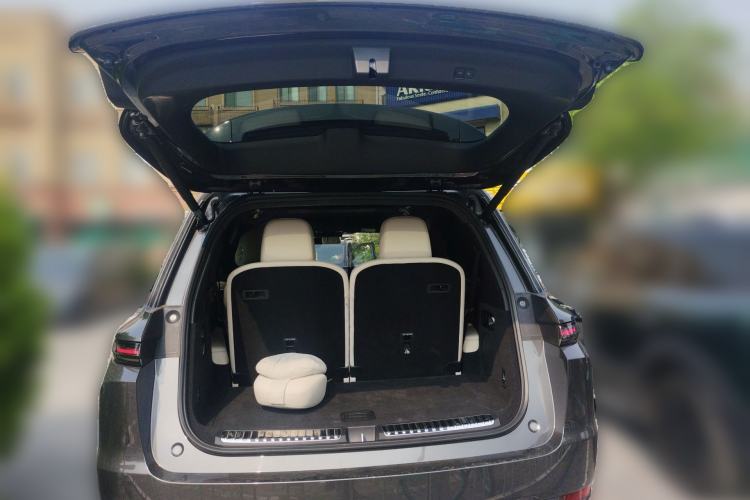 Used Li Auto L9 2022 Max model Trunk