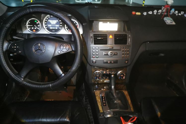 Used Mercedes-Benz C-Class 2010 C 200 CGI Fashion Model