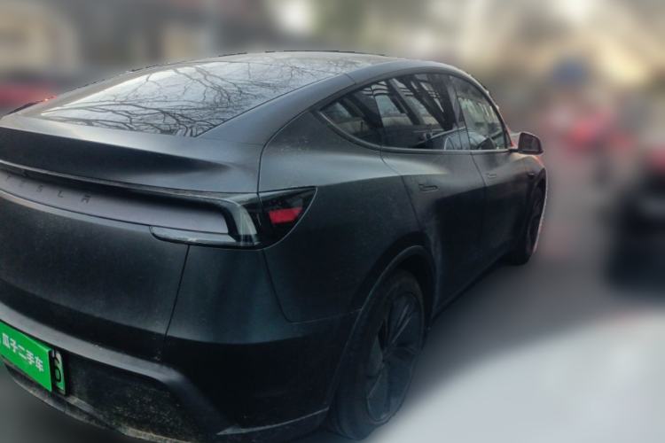 Used Tesla Model Y 2025 Rear-Wheel-Drive Version
