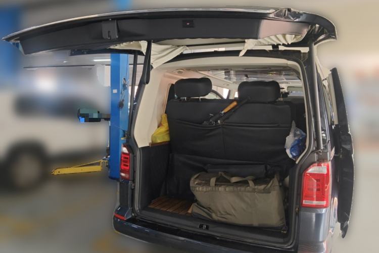 Used Volkswagen Caravelle 2017 2.0 TSI 4x4 Luxury Edition 7-Seater
