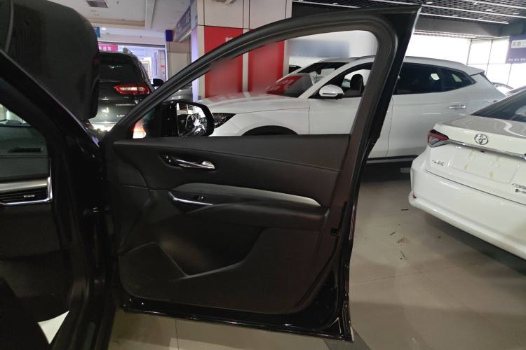 Used Cadillac XT4 2021 28T Two-Wheel Drive Luxury Version