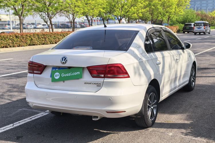 Used Volkswagen Santana 2015 1.6L Manual Fashion Edition Exterior 3