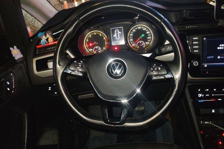 Used Volkswagen Touran 2021 Volkswagen Touran L 280TSI DSG Boundary Edition 7-Seater