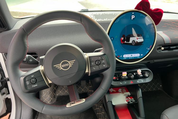 Used MINI Electric MINI COOPER 2024 452km COOPER SE Racing Driver