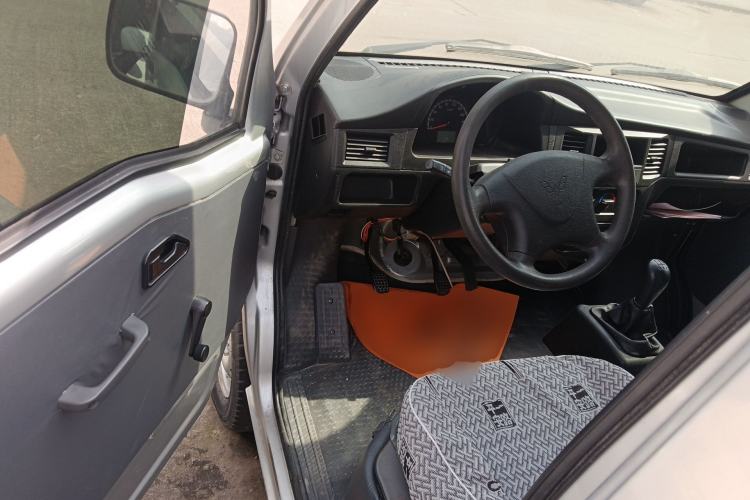 Used Wuling Zhiguang 2020 1.2L Practical Model China VI LSI Driver Seat