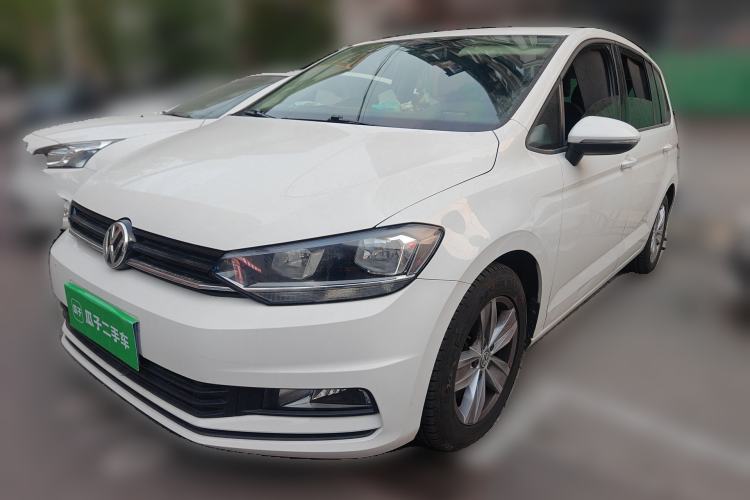 Used Volkswagen Touran 2016 Volkswagen Touran L 280TSI Manual Trend Edition