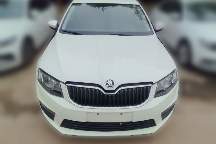 Used Skoda Octavia 2017 Classic Model 1.6L Automatic Standard Edition