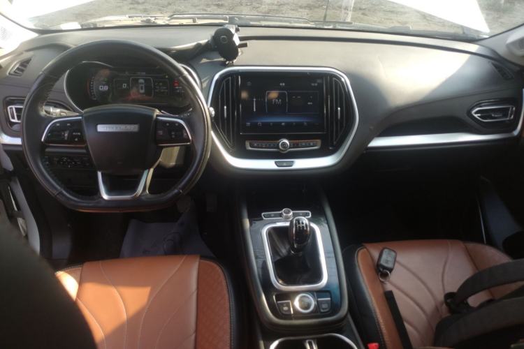 Used JETOUR X70 2018 1.5T Manual Smart Drive Edition Center Console