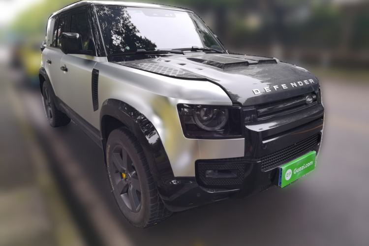 Used Land Rover Defender 2025 110 3.0T P400 – Dynamic HSE
