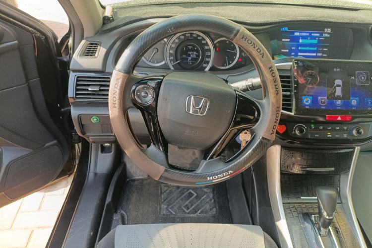 Used Honda Accord 2016 2.0L Comfort Edition
