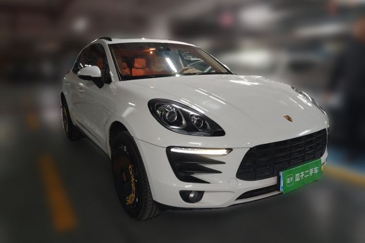 Used Porsche Macan 2014 Macan 2.0T Front Right 45 Deg