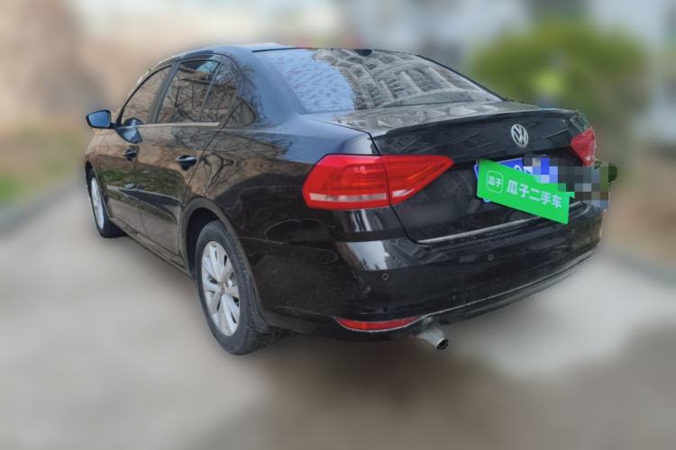 Used Volkswagen Lavida 2015 1.6L Manual Comfort Edition