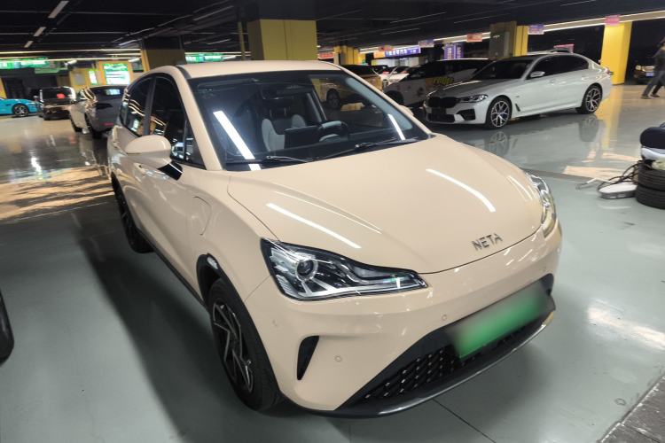 Used NETA AYA 2023 401 Front Right 45 Deg