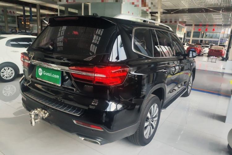 Used Roewe RX8 2019 30T Smart Connectivity Two-Wheel Drive Supreme Flagship Edition
