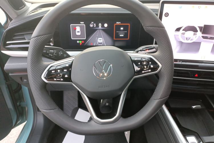 Used Volkswagen Passat 2025 Pro 380TSI Starry Dragon Luxury Edition
