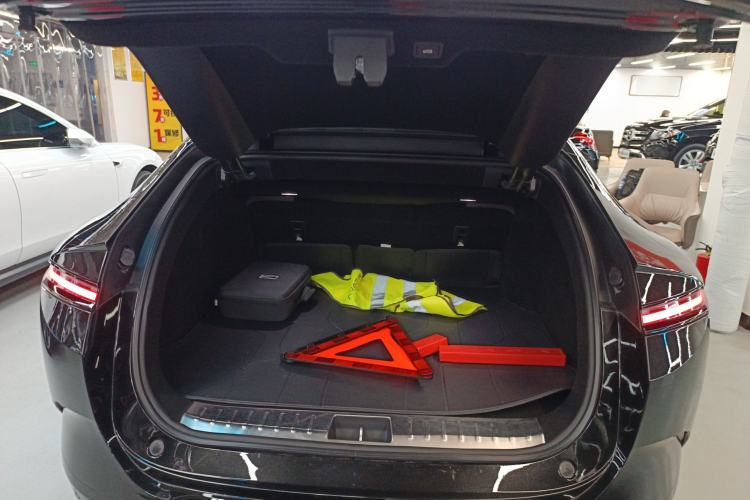 Used Avatr 12 2025 Max Extended-Range Edition
