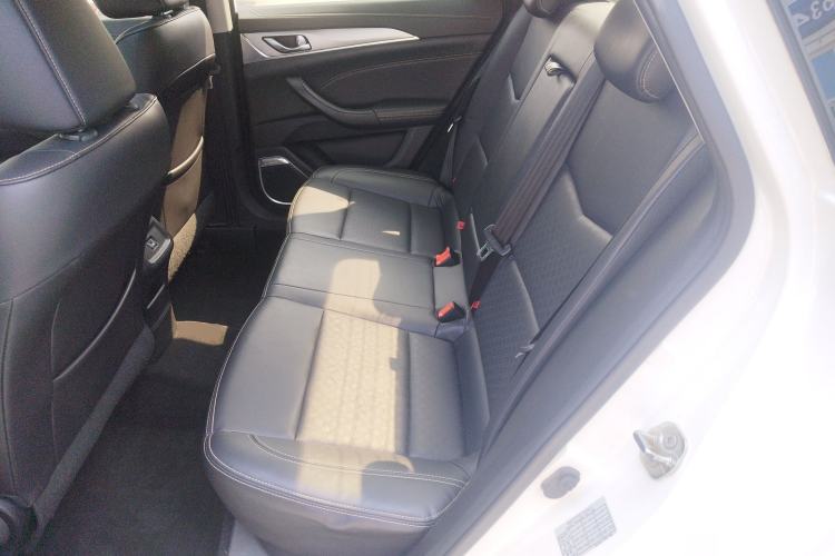 Used CHANGAN Eado 2019 High-Energy Edition 1.6L GDI Manual Pioneer Model China VI Standard Left Rear Seat