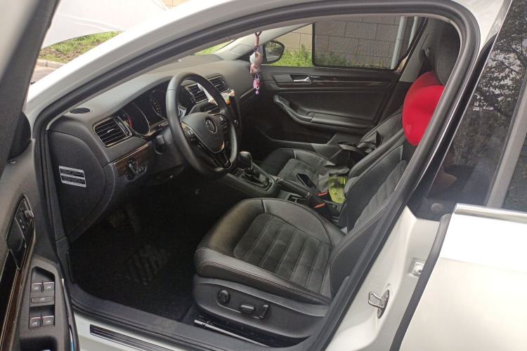 Used Volkswagen Sagitar 2015 280TSI Automatic Flagship Model Left Front Seat