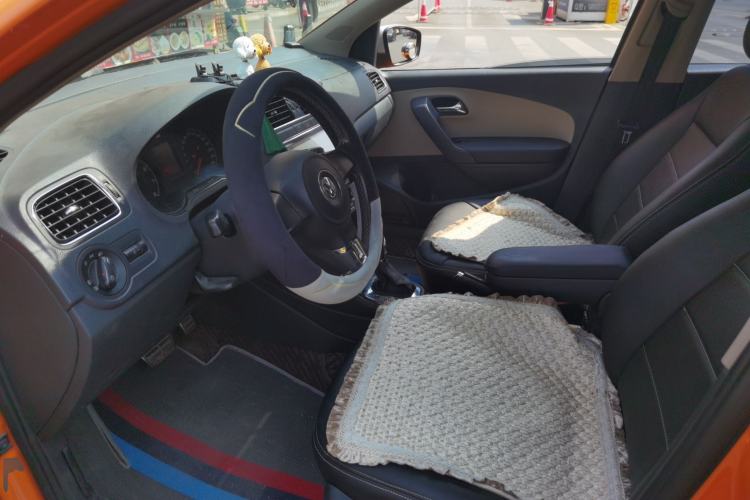 Used Volkswagen Polo 2012 1.6L Cross Polo Automatic Transmission