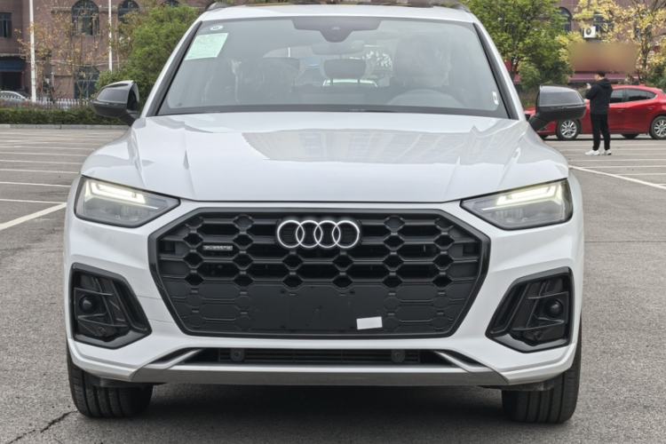 Used Audi Q5L 2023 40T Luxury Dynamic Model
