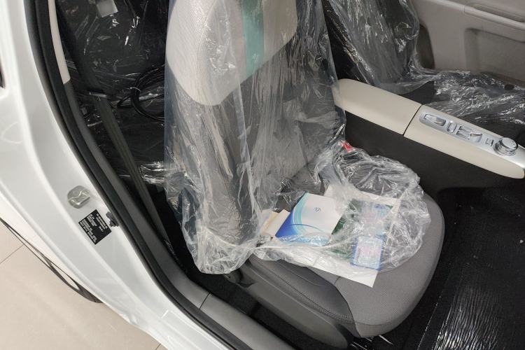 Used CHANGAN NEVO Lumin 2025 205 km Xiangqin Version
