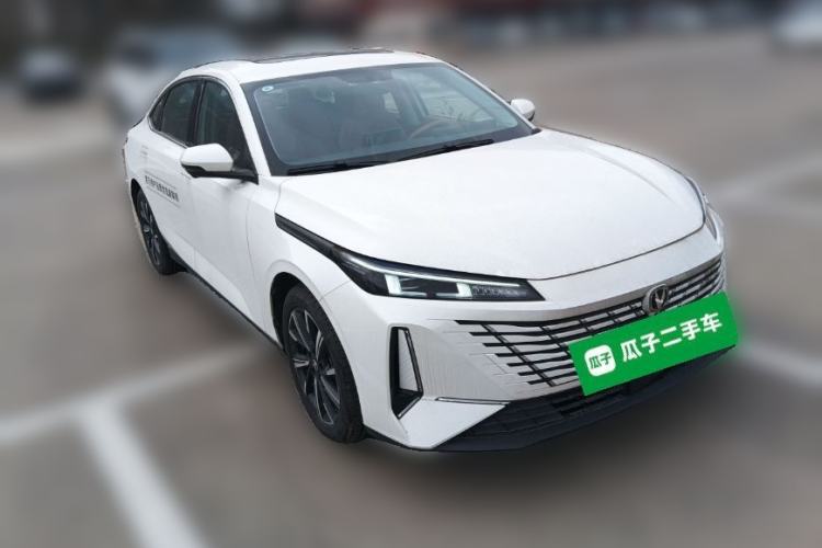 Used CHANGAN Eado 2024 1.5T GDI Automatic Flagship Edition Front Right 45 Deg