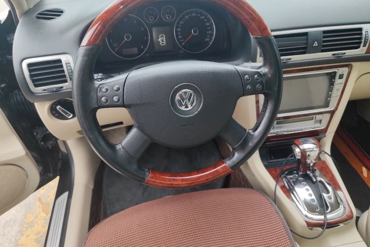 Used Volkswagen Passat 2009 1.8T Automatic Zunjie Model Steering Wheel