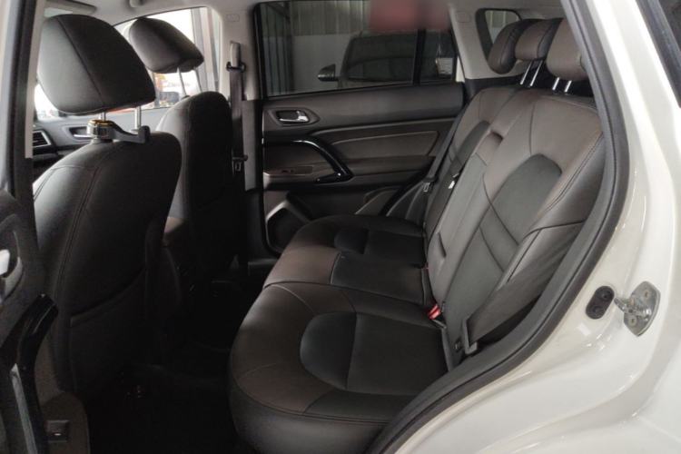 Used GAC Trumpchi GS4 2017 235T Automatic Two-Wheel Drive Elite Edition Left Rear Seat