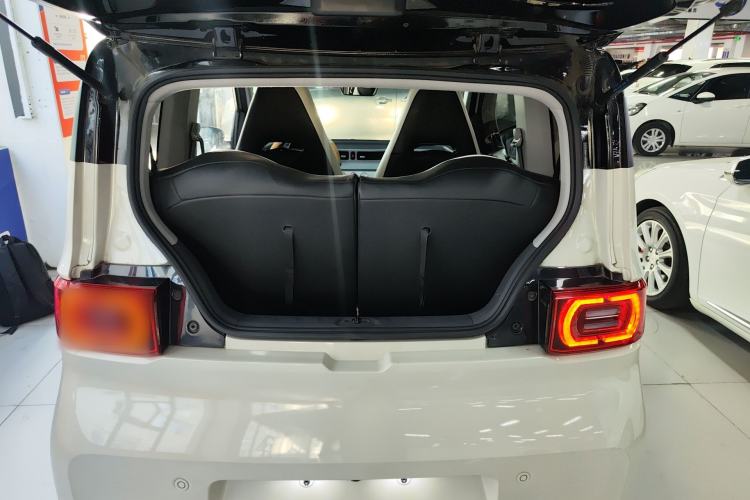 Used Wuling Hongguang MINIEV 2022 Macaron Premium Model – Lithium Iron Phosphate
