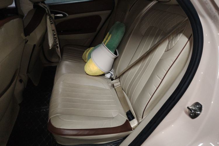 Used ORA Good Cat 2021 500km Long-Range Poseidon Edition Lithium-Ion Battery Left Rear Seat