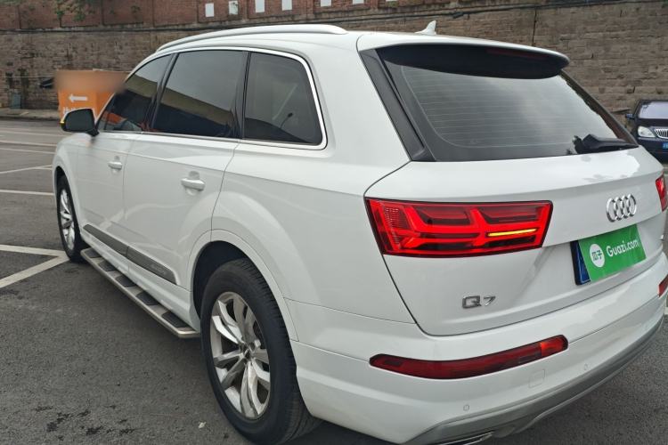 Used Audi Q7 2018 45 TFSI Technology Edition Exterior 2