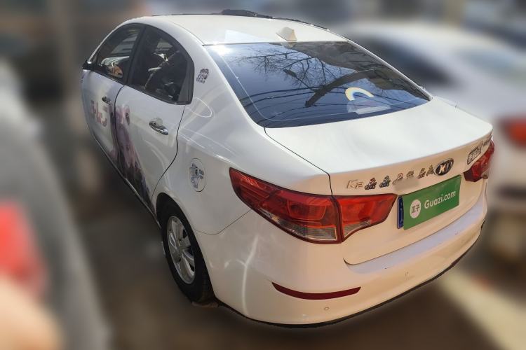 Used Kia K2 2015 Sedan 1.4L MT GLS
