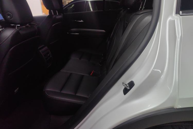 Used Cadillac XT4 2018 28T Two-Wheel Drive Leading Version