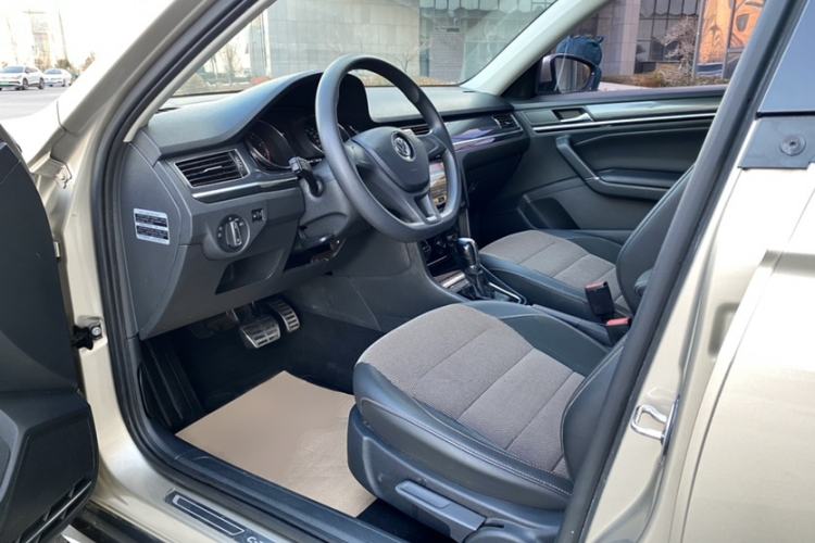 Used Volkswagen C-TREK 2017 1.6L Automatic Comfort Model
