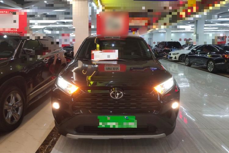 Used Toyota RAV4 2022 2.0L CVT Two-Wheel Drive Fashion Plus Edition
