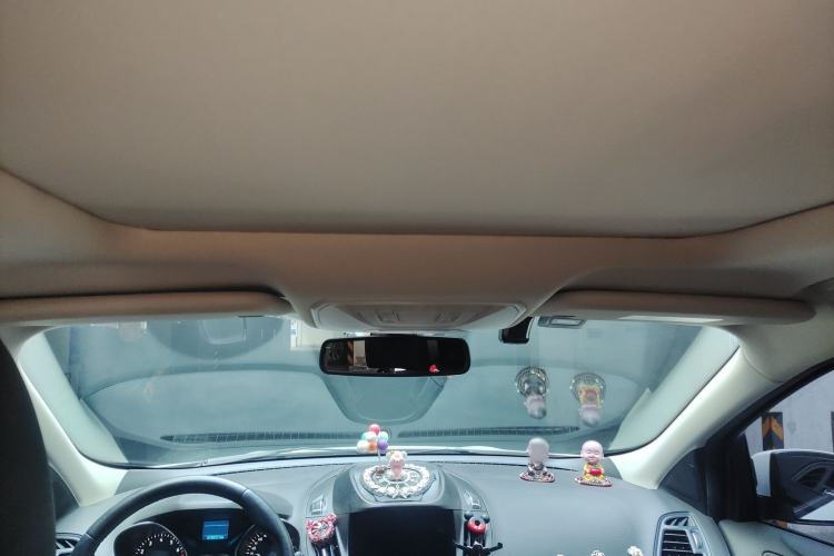 Used Ford Kuga 2017 EcoBoost 180 Two-Wheel-Drive Tiger Leap Model Headliner