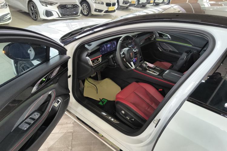 Used Hongqi H6 2023 2.0T ZhiShang Version
