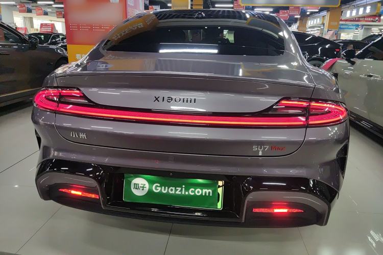 Used Xiaomi Auto SU7 2024 Four-Wheel Drive Ultra-Long Range Advanced Intelligent Driving Max Edition