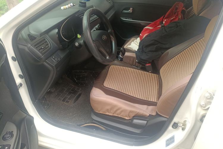 Used Kia K2 2015 Sedan 1.4L MT GLS
