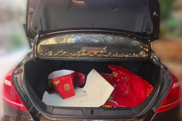 Used Geely Auto Emgrand 2015 Sedan 1.5L Manual - Top Trim Level
