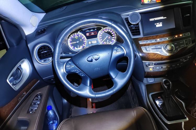 Used Infiniti QX60 2020 2.5 S/C Hybrid Two-Wheel-Drive Excellence Edition Steering Wheel