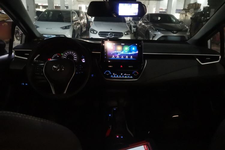 Used Toyota Levin 2019 185T CVT Luxury Edition China VI Standard Center Console