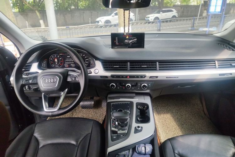 Used Audi Q7 2018 45 TFSI Technology Edition
