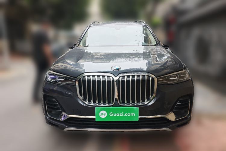 Used BMW X7 2021 xDrive40i Luxury Package with Leading Features Front