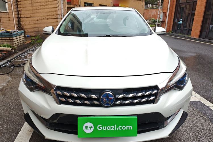 Used Venucia D60 2018 1.6L CVT Smart Connect Elite Edition