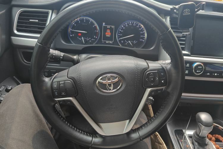 Used Toyota Highlander 2021 2.0T Four-Wheel Drive Luxury Edition 7 Seats Steering Wheel